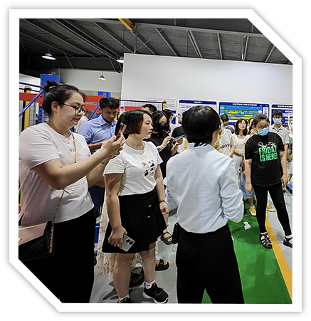 PA视讯官网新员工三级安全体验式培训